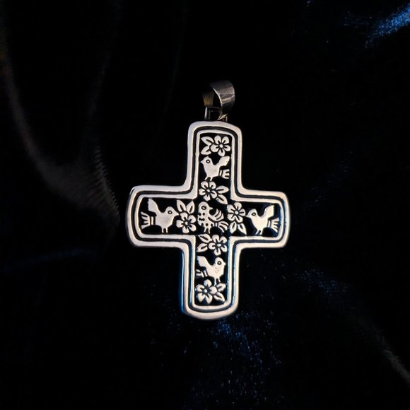 James Avery RARE La Paloma Sterling Cross Pendant - Picture 3 of 4
